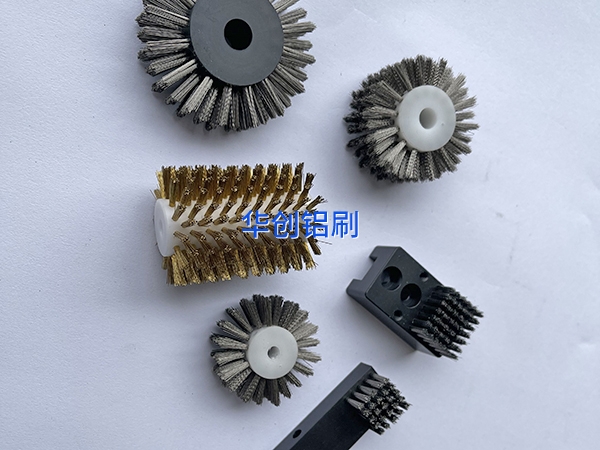 清掃器毛刷輥在清洗時(shí)需要注意什么？